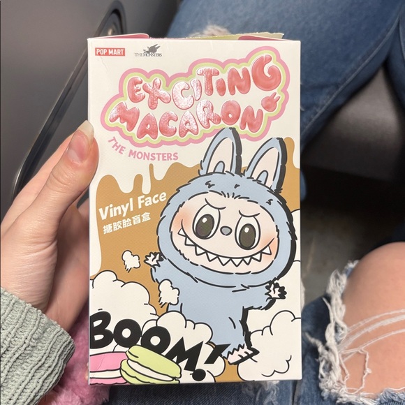 Pink Labubu - Picture 4 of 5